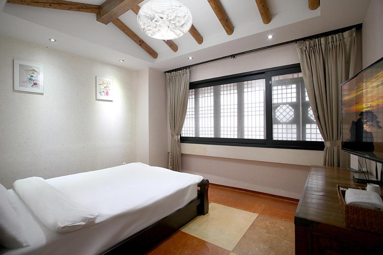 Jeonju Hanok Taejogung Hotel Room photo