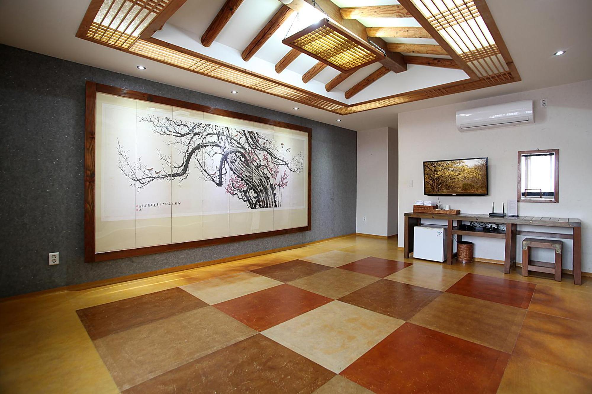 Jeonju Hanok Taejogung Hotel Room photo